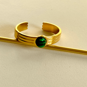 emerald ring