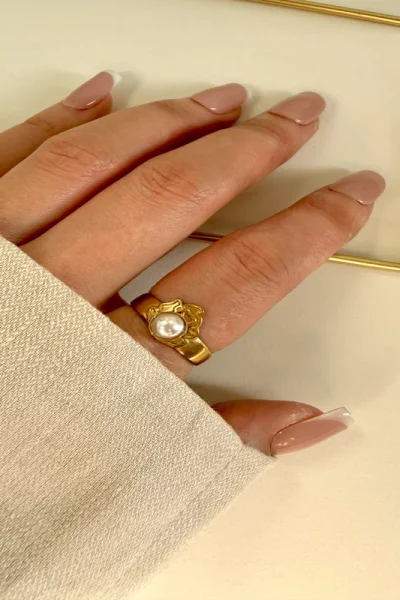 pearl ring4
