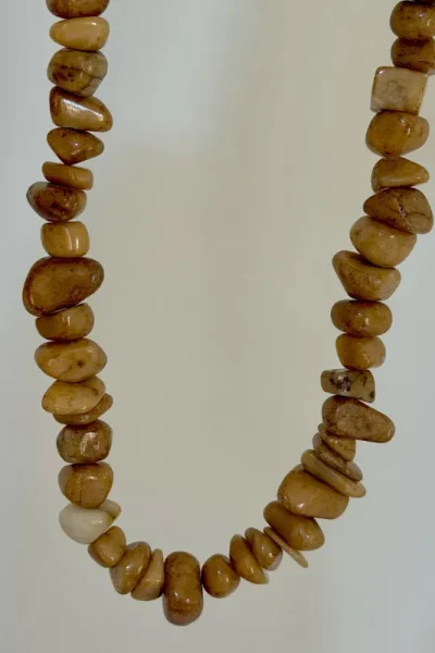 light brown Choker
