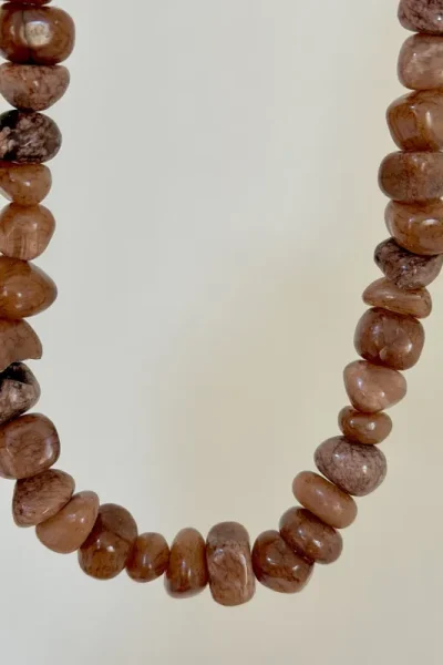 dark brown Choker