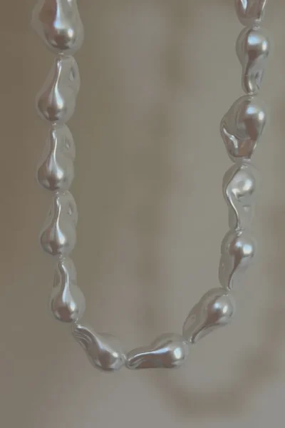 Pearl Choker