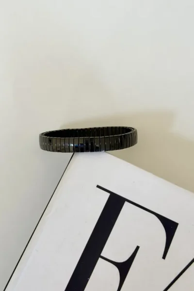black bangle